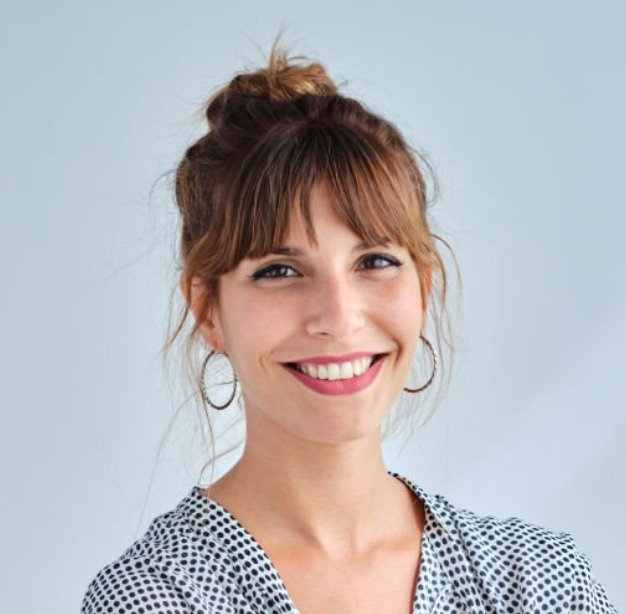 <em>Maria Jesús H.</em>